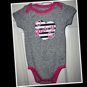 4/$10 •Juicy Couture 3-6m baby girl onesie💓EUC💓